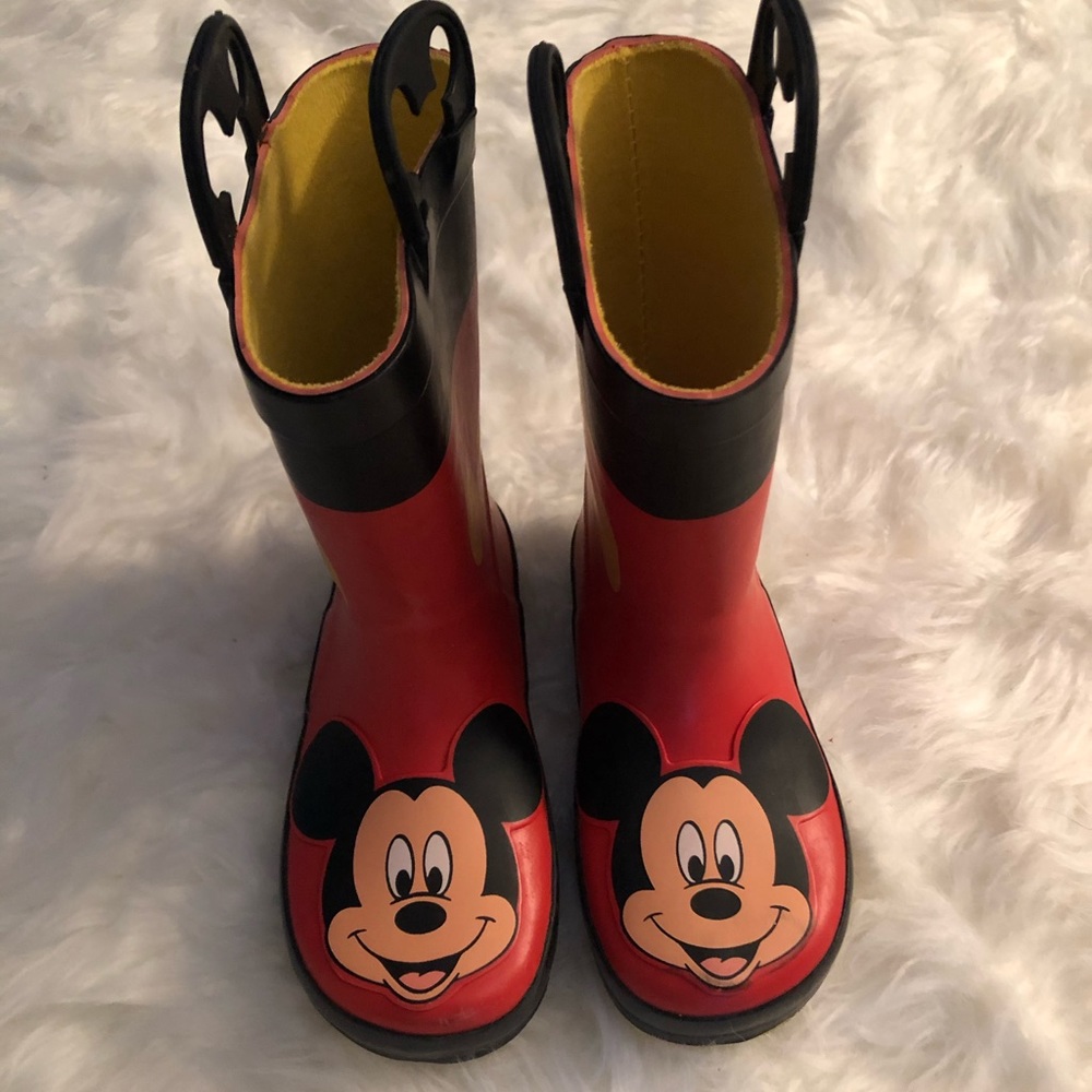 Mickey Mouse!  Western Chief toddler Rain Boots!